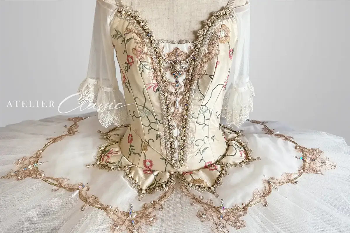 オーロラ衣装 飾り