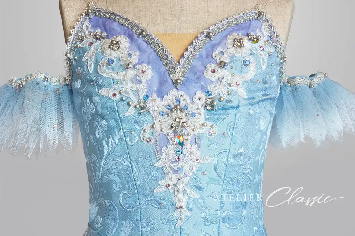 シルヴィア衣装 detail