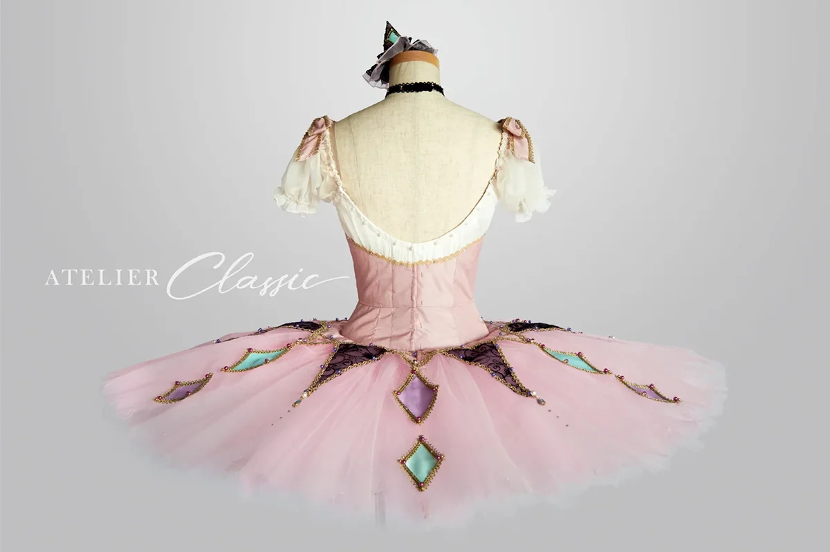 アルレキナーダ衣装 back style