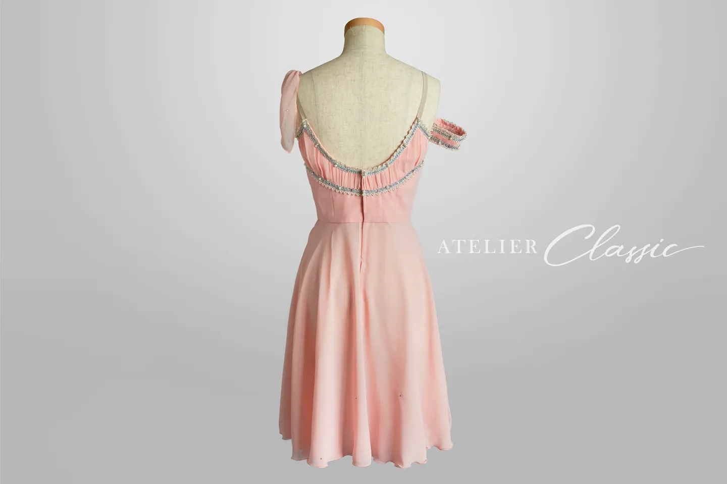 タリスマン・チャイコ衣装 backstyle