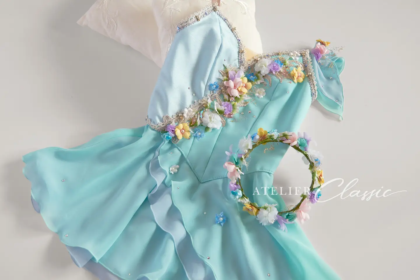 ドンキホーテのキューピッド衣装と花冠の頭飾りのセット