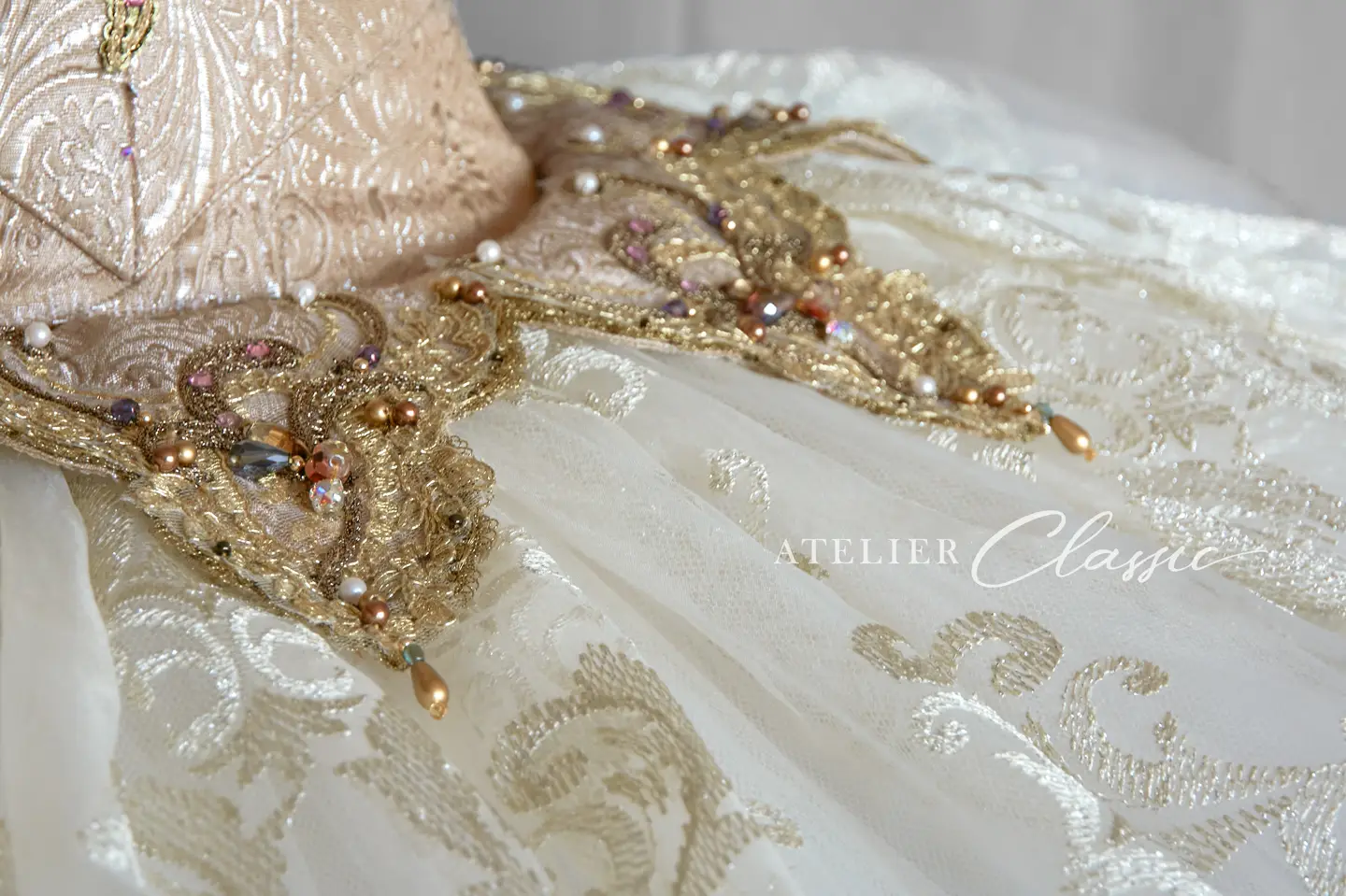 パキータ衣装 スカートの飾り