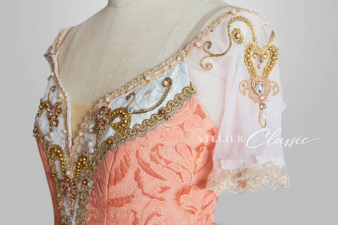 ローズ衣装 detail