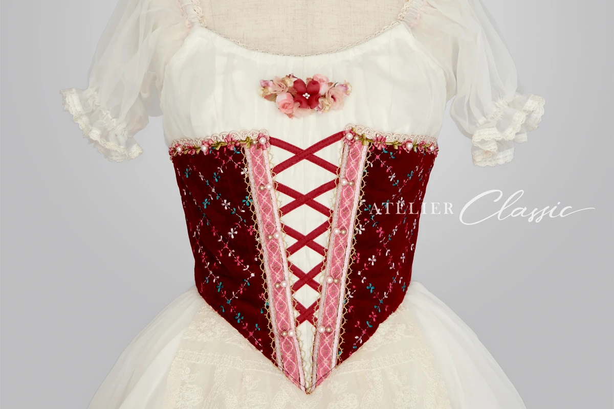 スワニルダ detail