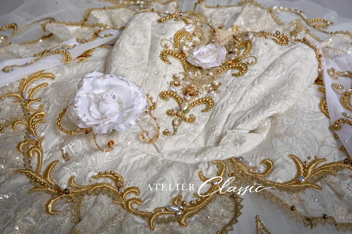 パキータ衣装 頭飾り