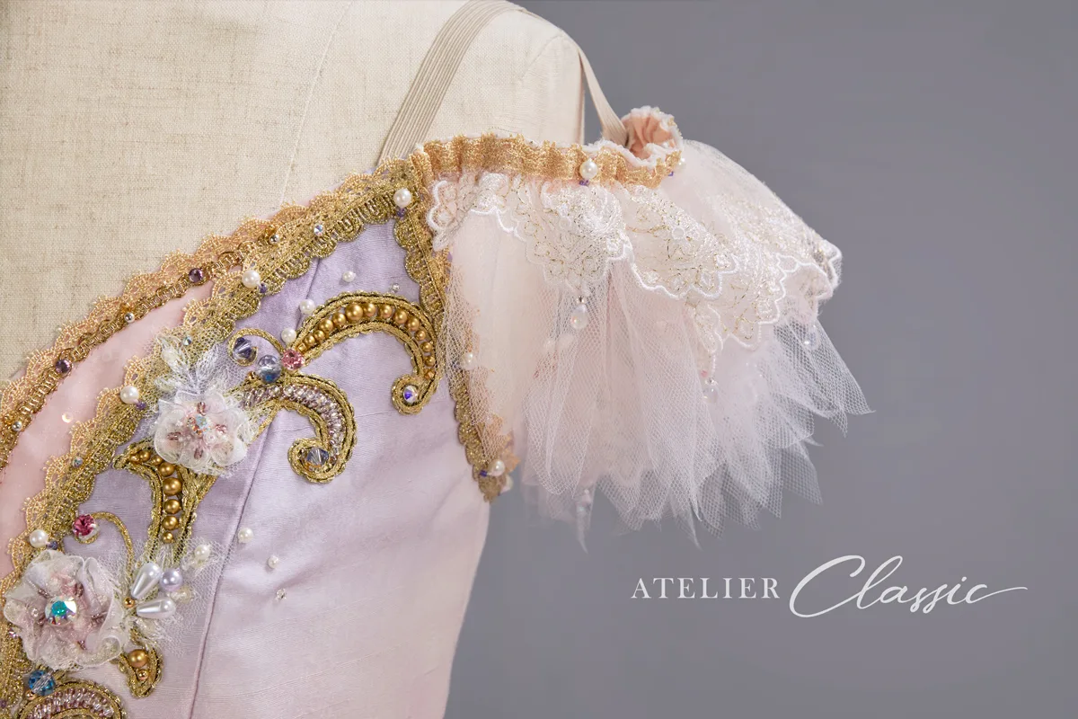 >ドルシネア衣装 袖のデザイン