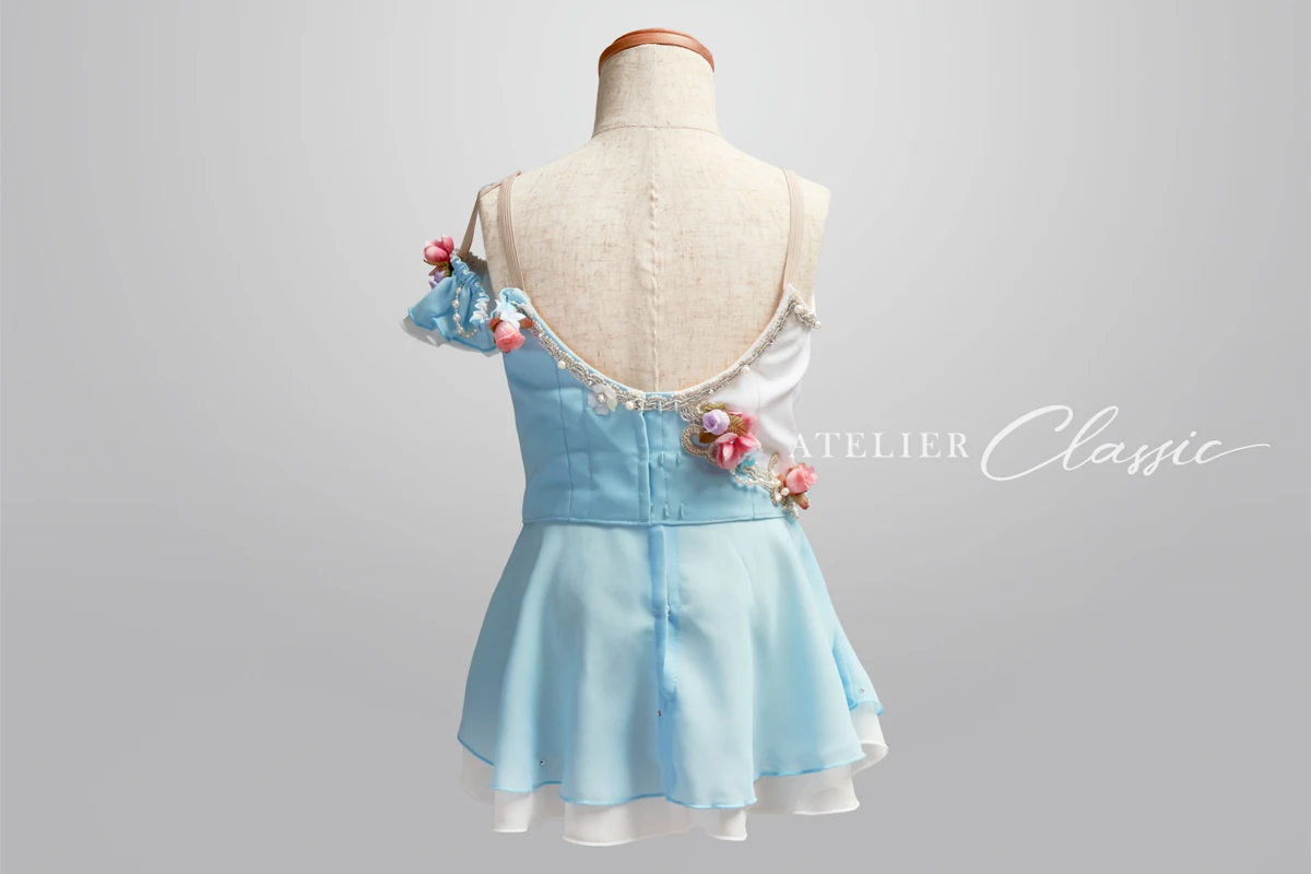 キューピッドの衣装 back style