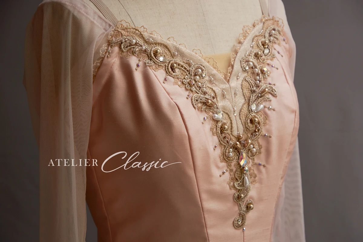 ラプソディの衣装 detail