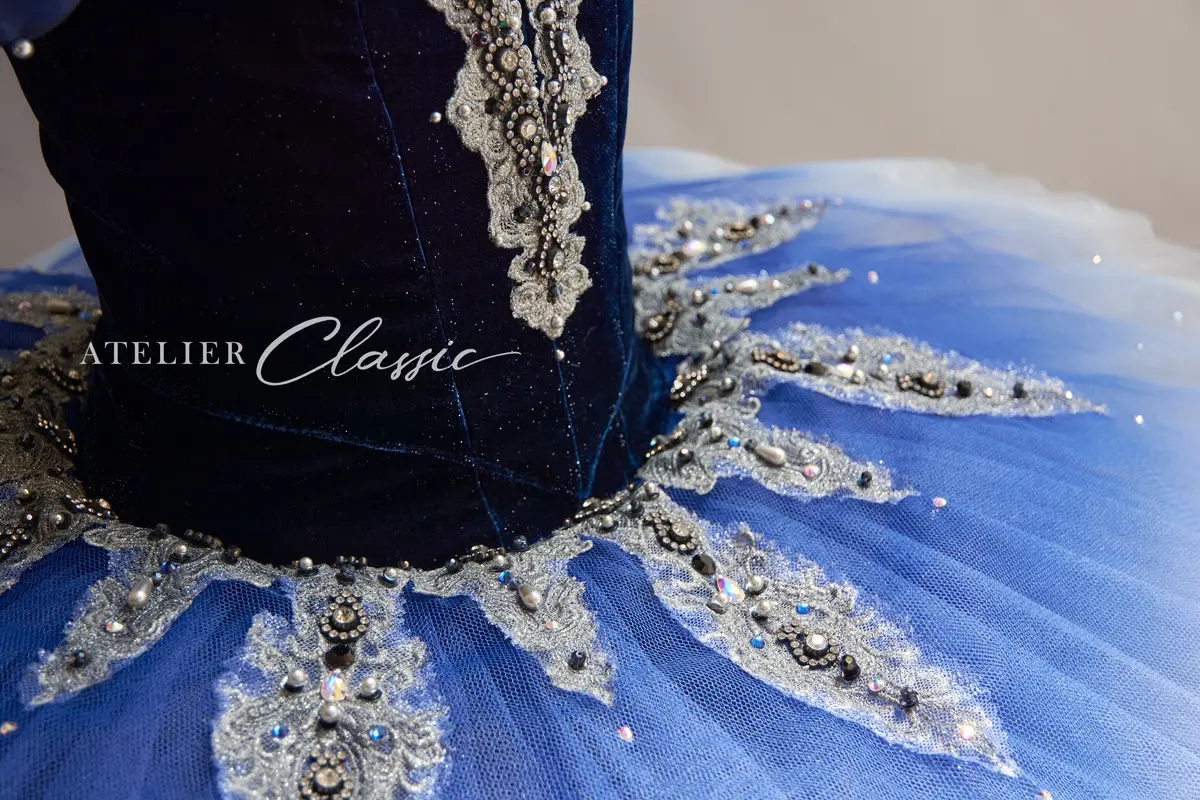 ライモンダ衣装 スカートのデザイン