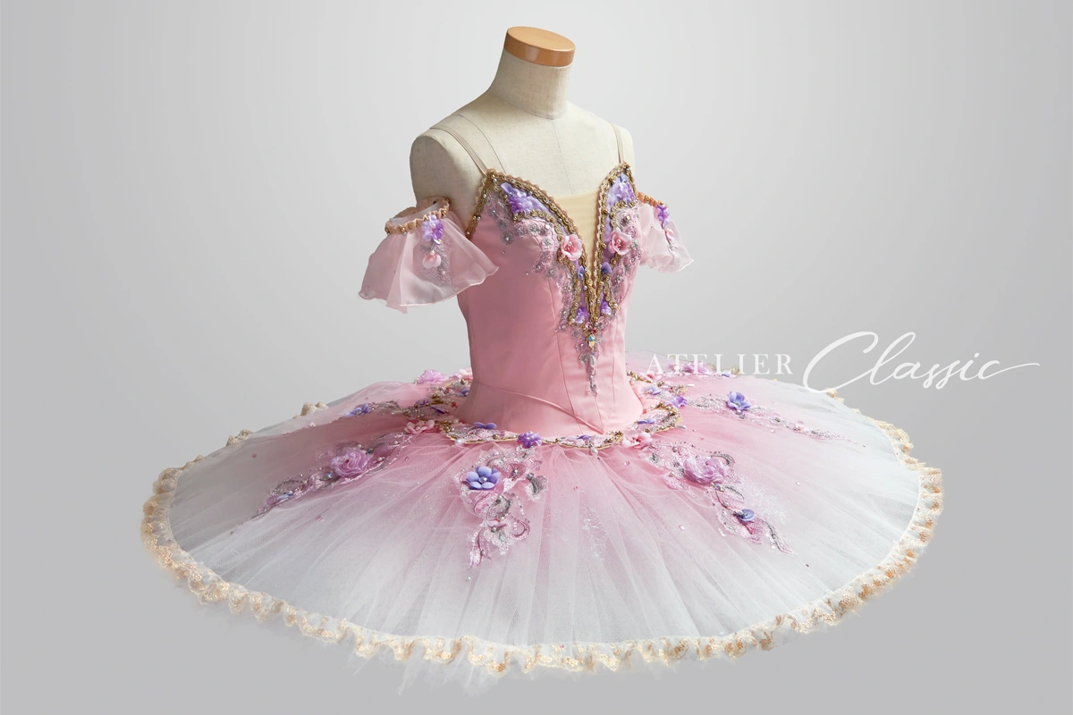 ギュリナーラ衣装 