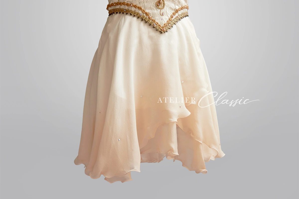 ダイアナ衣装 スカートのデザイン