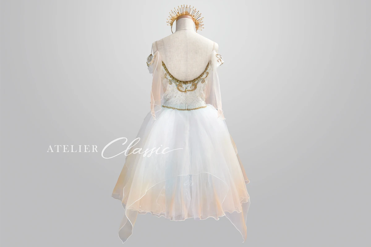 へーべ衣装 back style