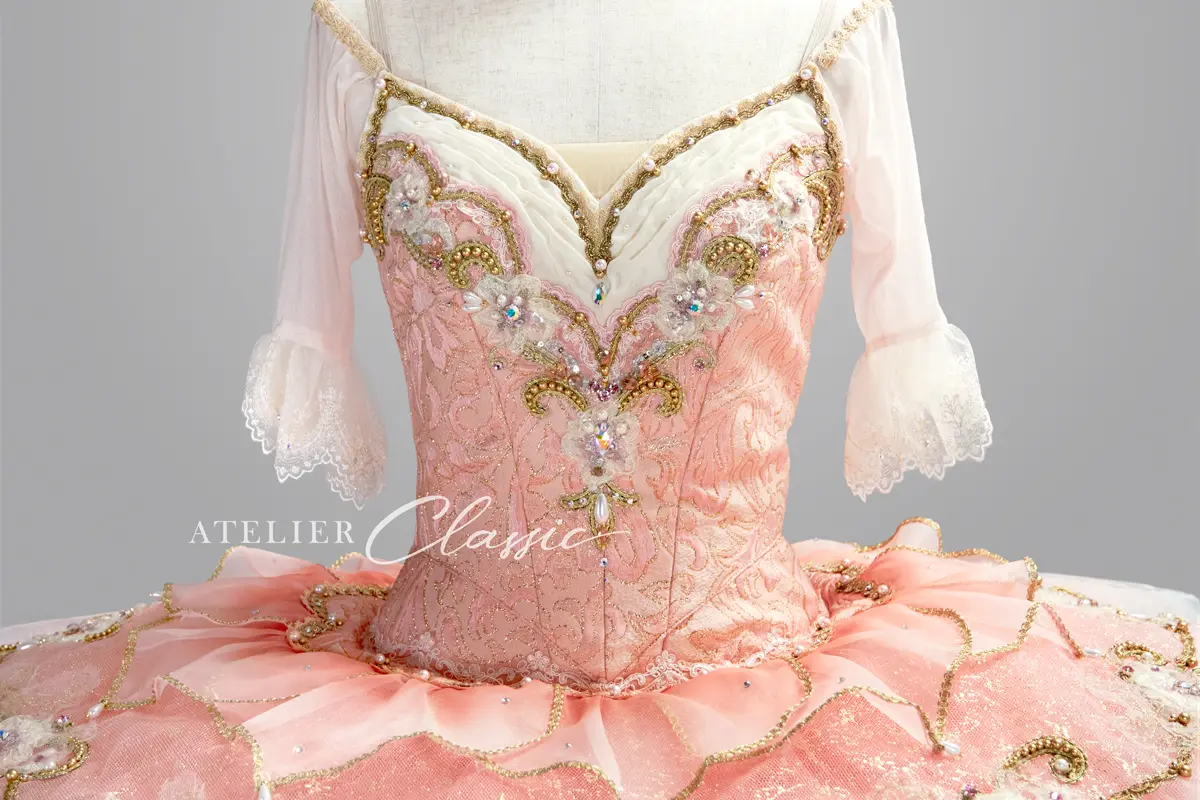 ローズ衣装 detail