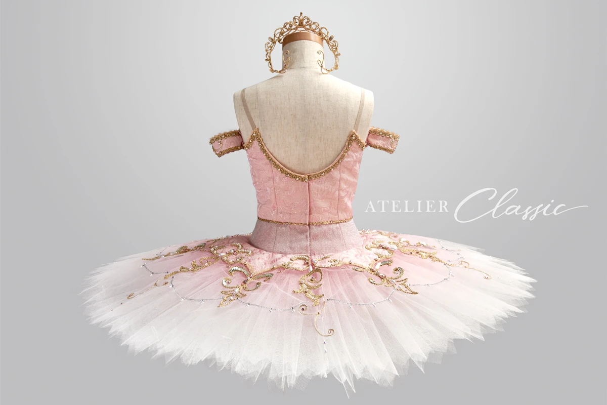 オダリスク衣装 back style