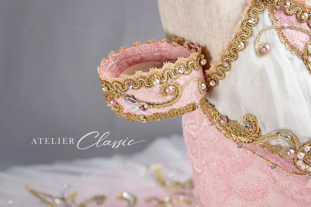 オダリスク 袖のデザイン