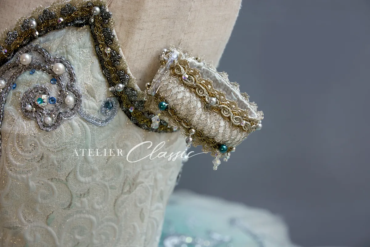 ライモンダ衣装 袖のデザイン