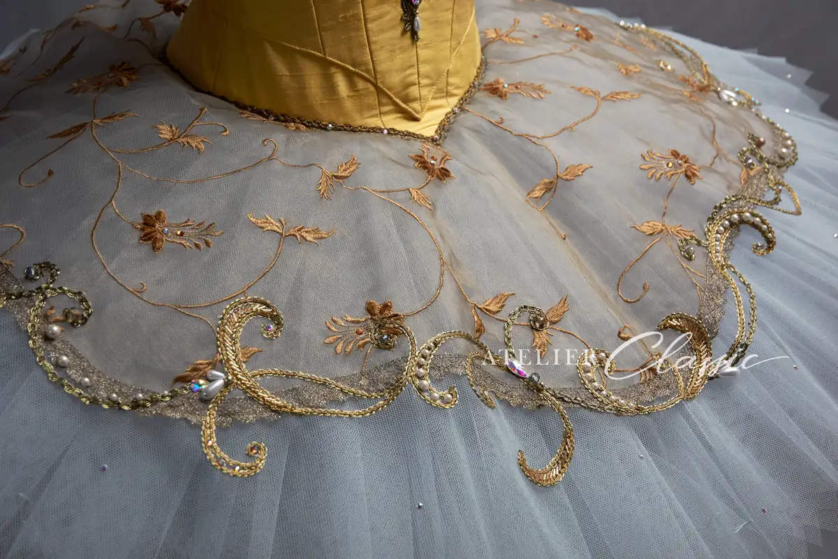 パキータエトワール衣装 チュチュのデザイン